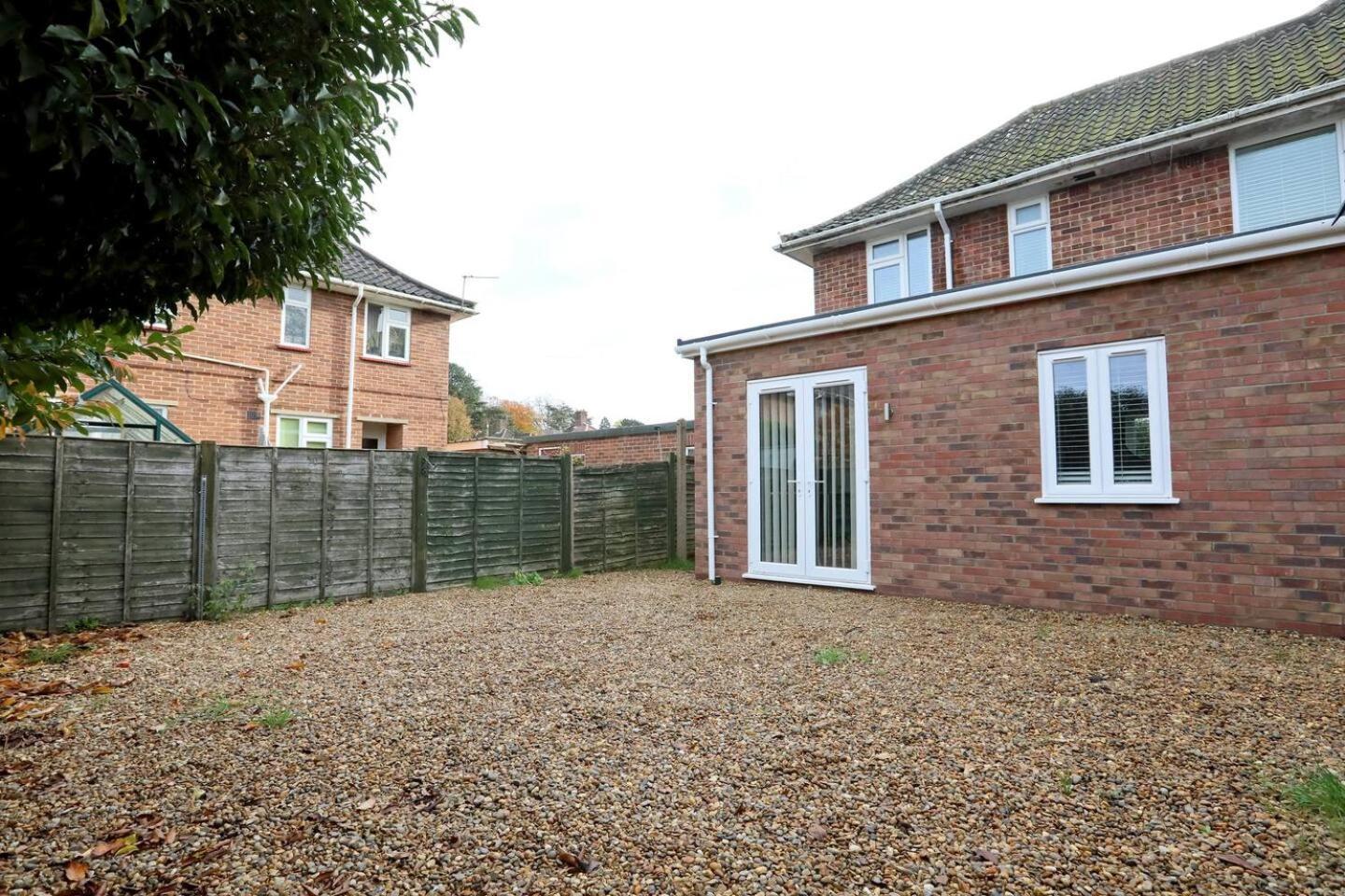 Br Osbourne Rest Home For Workers Near Uea Cringleford Extérieur photo